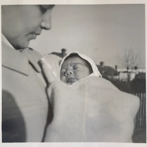 1968.11 - Mom & Simon